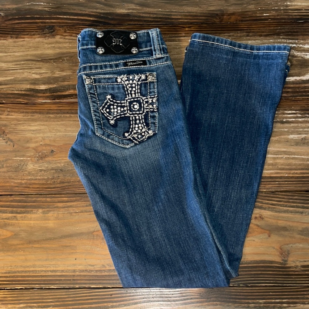 💓 Miss Me Boot Cut Jeans EUC size 26 💓